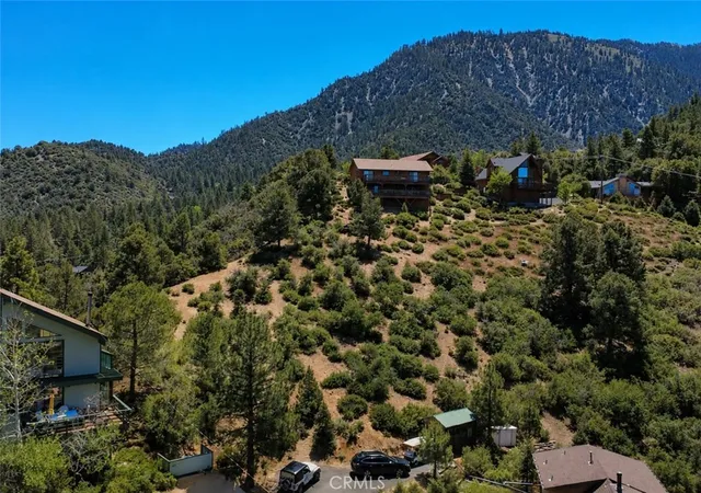 2nd image of 1800 Pioneer Wy, Frazier Park, CA 93222 | MLS# SR26101445