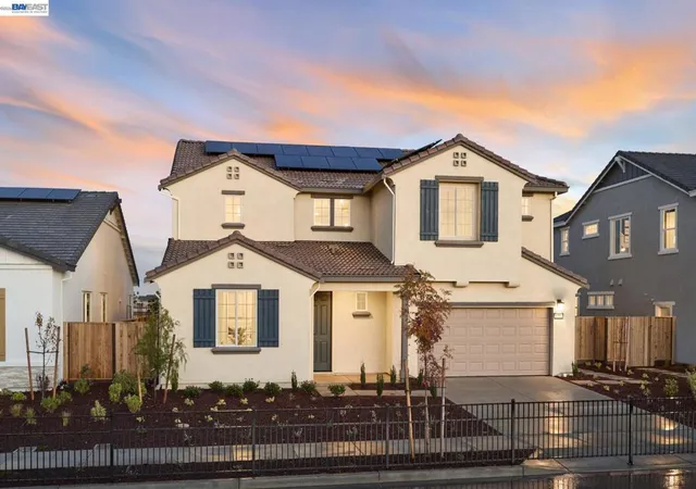 Photo 1 of Single family home for sale at 526 Lee Loop, Discovery Bay, CA 94505 | MLS# 41134349 | Listing updated on 2026-09-08