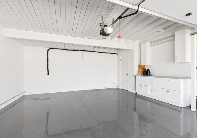 35th image of 411 E Racquet Club Rd, Palm Springs, CA 92262 | MLS# 219147783PS