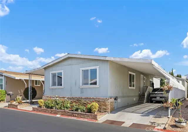 3rd image of 1456 E Philadelphia St Spc 299, Ontario, CA 91761 | MLS# IV26094923