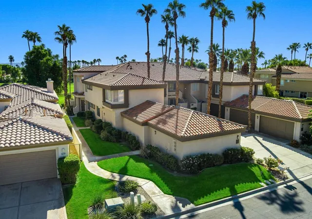 Photo 2 of Condo for sale at 55296 Laurel Valley, La Quinta, CA 92253 | MLS# 219147789DA | Listing updated on 2026-09-12