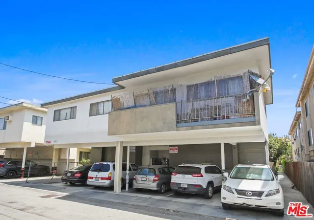 Homes for sale in Los Angeles, CA | 3625 Mentone Ave, Los Angeles, CA 90034 | MLS# 26832909