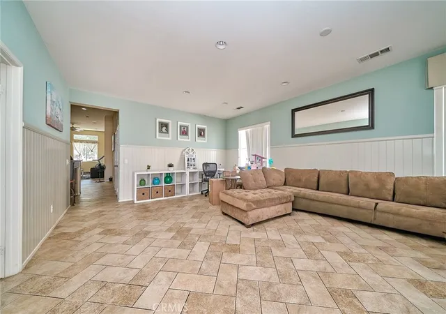3rd image of 651 Victorian Hill Dr, Perris, CA 92570 | MLS# PW26103344