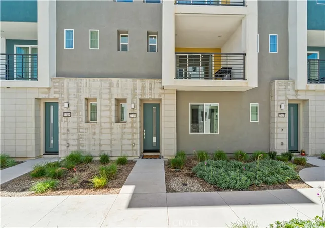 Homes for sale in Valencia, CA | 27461 Viero Pl, Valencia, CA 91381 | MLS# SR26103366
