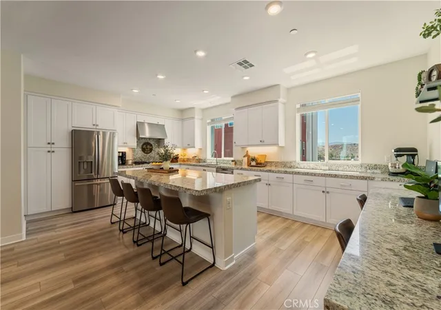 Homes for sale in Valencia, CA | 27461 Viero Pl, Valencia, CA 91381 | MLS# SR26103366