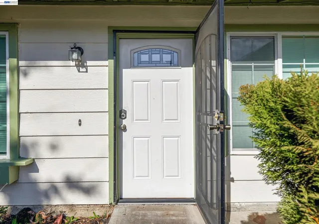 image of 3432 Danielle Pl, Bay Point, CA 94565 | MLS# 41134392