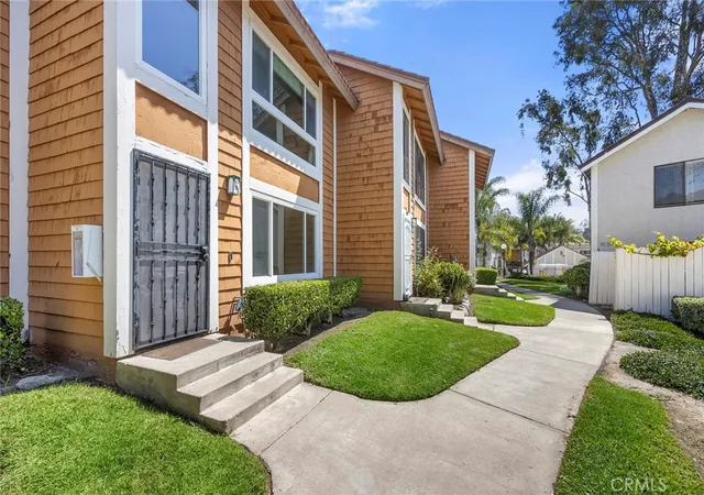 Photo 1 of Condo for sale at 25885 Trabuco #101, Lake Forest, CA 92630 | MLS# PW26103178 | Listing updated on 2026-10-05