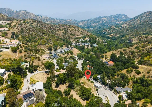 12th image of 2589 E Chevy Chase Dr, Glendale, CA 91206 | MLS# IV26103378