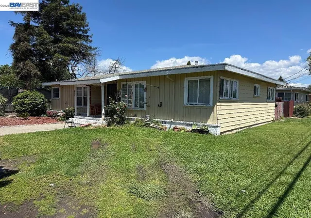 2nd image of 857 Longwood Ave, Hayward, CA 94541 | MLS# 41134403