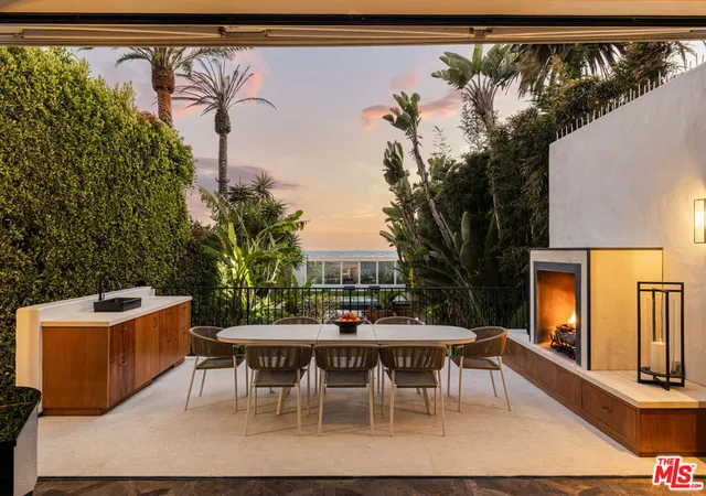 Photo 3 of Mansion for sale at 966 Palisades Beach Rd, Santa Monica, CA 90403 | MLS# 26833101 | Listing updated on 2026-09-23