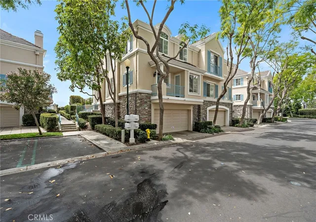 Photo 2 of Townhouse for sale at 44 Chandon, Newport Coast, CA 92657 | MLS# NP26097889 | Listing updated on 2026-10-02