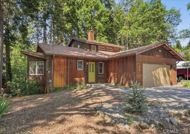 1st image of 306 Gaudenzio, Mount Shasta, CA 96067 | MLS# SN26103223