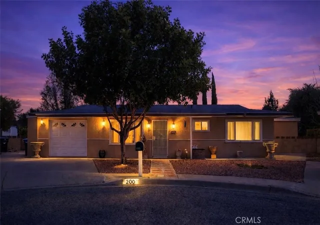 Photo 1 of Sale Pending at 200 Mary Ln, Hemet, CA 92543 | MLS# SW26084106 | Listing updated on 2026-09-04