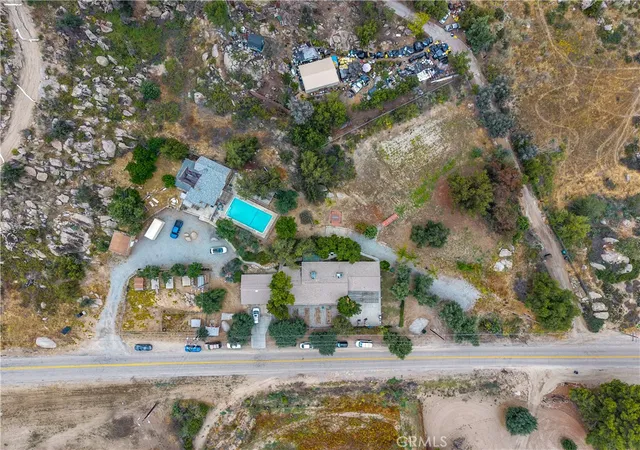 Photo 1 of Sale Pending at 41431 Gibbel Rd, Hemet, CA 92544 | MLS# CV26101697 | Listing updated on 2026-09-17