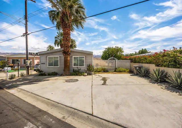 Homes for sale in Thousand Palms, CA | 32830 Guadalajara Drive, Thousand Palms, CA 92276 | MLS# 219147812DA