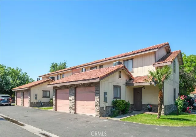 2nd image of 4308 E Woodward, Fresno, CA 93702 | MLS# CV26103626