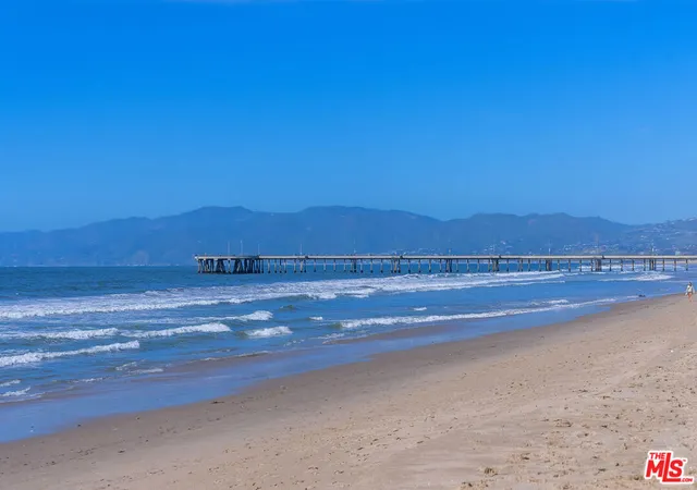 Photo 4 of Condo for sale at 4 Jib St #13, Marina Del Rey, CA 90292 | MLS# 26831805 | Listing updated on 2026-09-04