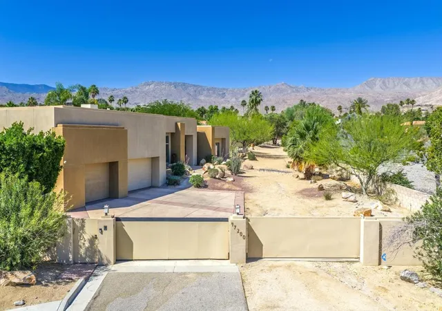 Photo 1 of Single family home for sale at 47200 Desert Lily Dr, Palm Desert, CA 92260 | MLS# 219147820DA | Listing updated on 2026-09-29