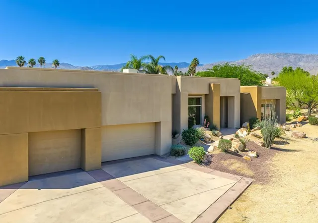 Photo 1 of Single family home for sale at 47200 Desert Lily Dr, Palm Desert, CA 92260 | MLS# 219147820DA | Listing updated on 2026-09-29