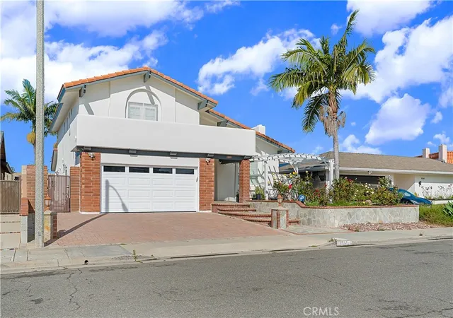 Photo 2 of Single family home for sale at 19251 Worchester Ln, Huntington Beach, CA 92646 | MLS# PW26103753 | Listing updated on 2026-07-01