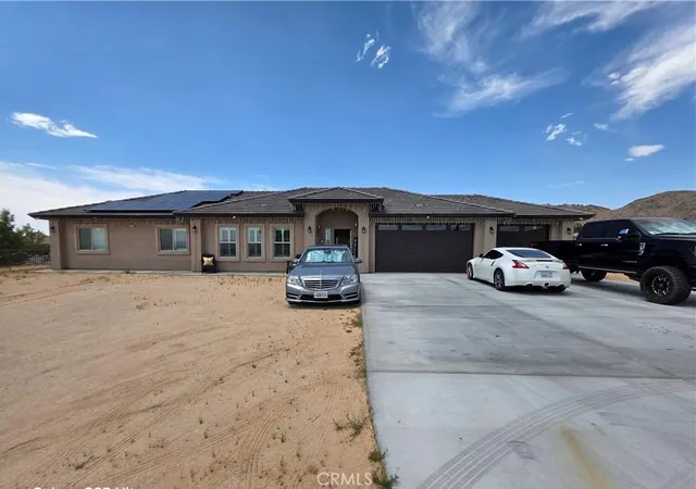 2nd image of 24236 Cahuilla Rd, Apple Valley, CA 92307 | MLS# CV26103775