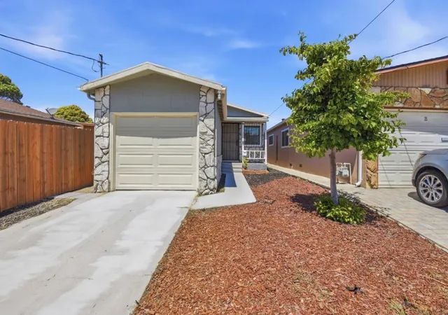 Homes for sale in Richmond, CA | 2317 Virginia Ave, Richmond, CA 94804 | MLS# ML82046927