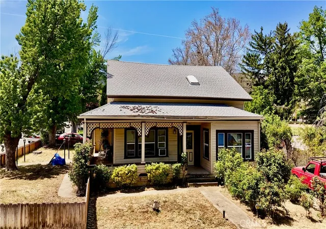 2nd image of 602 Lane St, Yreka, CA 96097 | MLS# SN26101571