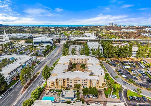 Homes for sale in San Diego, CA | 8889 Caminito Plaza Centro, San Diego, CA 92122 | Houzeo