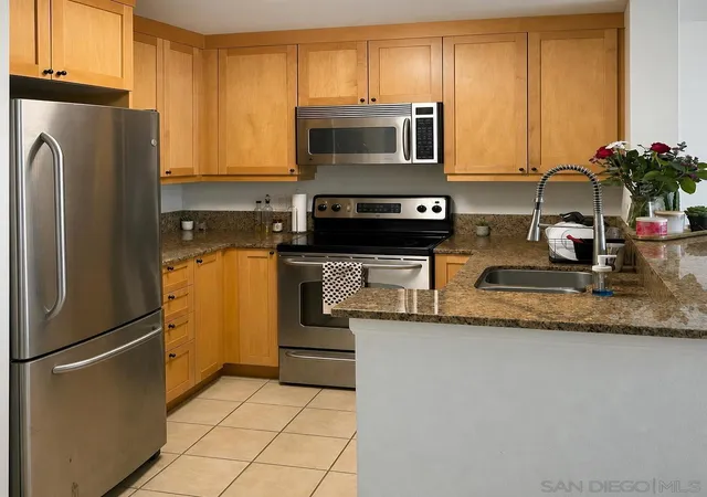 Homes for sale in San Diego, CA | 8889 Caminito Plaza Centro #7225, San Diego, CA 92122 | MLS# 260011492SD