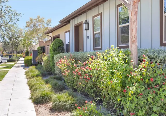 Photo 3 of Condo for sale at 61 Garcilla Dr, Rancho Mission Viejo, CA 92694 | MLS# OC26103436 | Listing updated on 2026-10-04