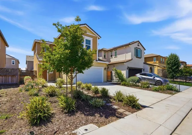 Homes for sale in Oakley, CA | 221 Caputo Cir, Oakley, CA 94561 | MLS# ML82046945