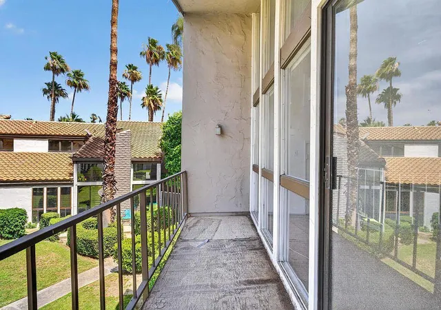 Photo 3 of Condo for sale at 1722 E Camino Parocela, Palm Springs, CA 92264 | MLS# 219147830DA | Listing updated on 2026-10-01