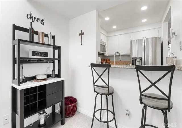 5th image of 23921 Del Monte Dr #34, Valencia, CA 91355 | MLS# SR26103923