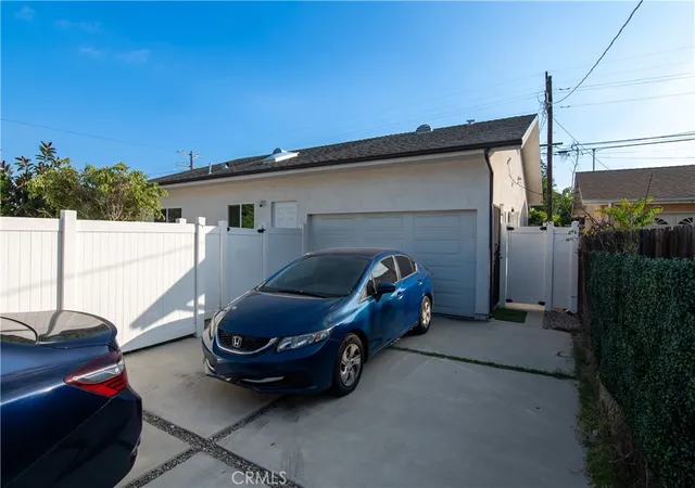 4th image of 10359 Telfair, Pacoima, CA 91331 | MLS# SR26071072