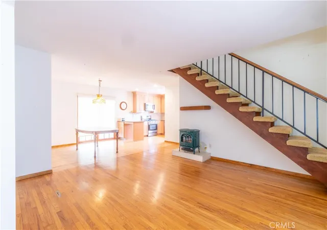Photo 2 of Single family home for sale at 909 Garnet, Redondo Beach, CA 90277 | MLS# OC26103896 | Listing updated on 2026-09-09