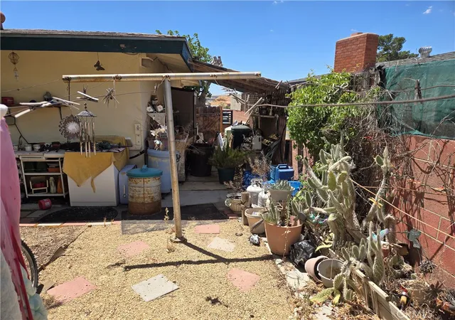 Homes for sale in Barstow, CA | 29056 Gabilan St, Barstow, CA 92311 | MLS# AR26103212