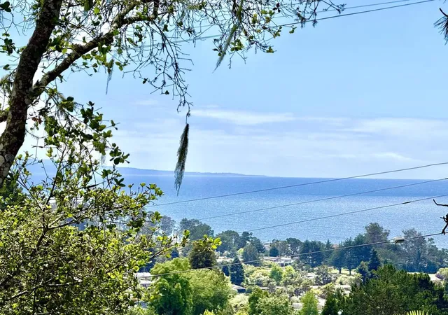 Homes for sale in Aptos, CA | 625 Vista Del Mar Dr, Aptos, CA 95003 | MLS# ML82044602