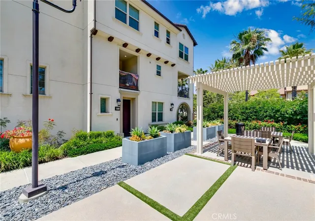4th image of 877 Orchid #C, Azusa, CA 91702 | MLS# WS26099894