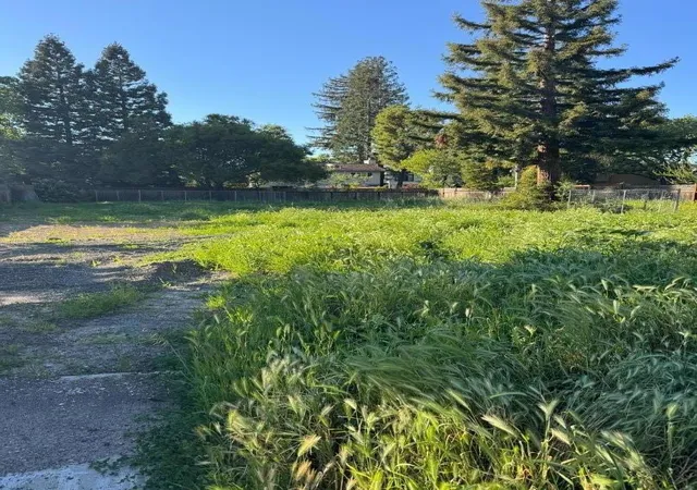 1st image of Encina Ave, Menlo Park, CA 94025 | MLS# ML82047000