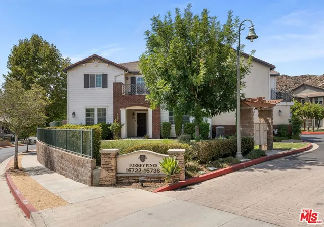Homes for sale in Sylmar, CA | 16730 Nicklaus Dr #51, Sylmar, CA 91342 | MLS# 26651341
