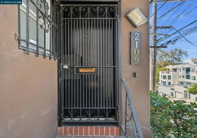 3rd image of 2109 22Nd St, San Francisco, CA 94107 | MLS# 41134522