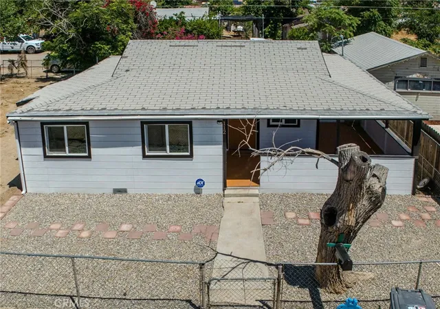 1st image of 112 Crystal St, Taft, CA 93268 | MLS# DW26104213