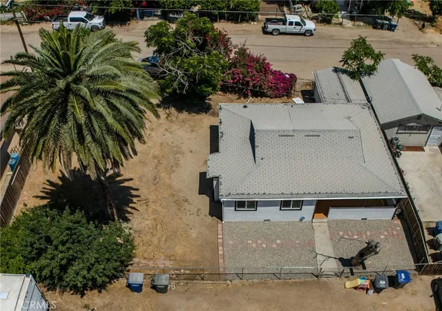 24th image of 112 Crystal St, Taft, CA 93268 | MLS# DW26104213