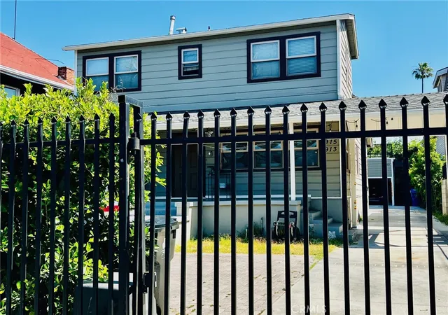 1st image of 915 W 21st, Los Angeles, CA 90007 | MLS# WS26103487