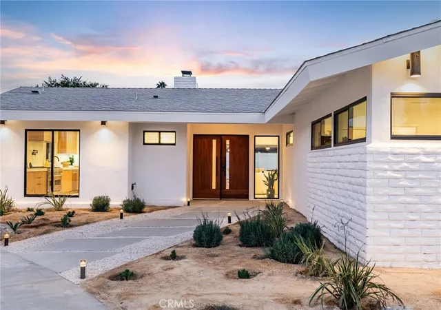 1st image of 1975 E Mark Leslie, Palm Springs, CA 92264 | MLS# IG26104304