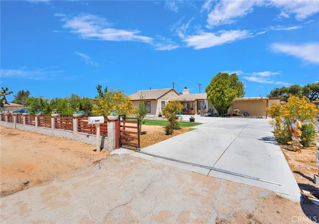 3rd image of 21998 Biloxi Rd, Apple Valley, CA 92307 | MLS# IG26102301