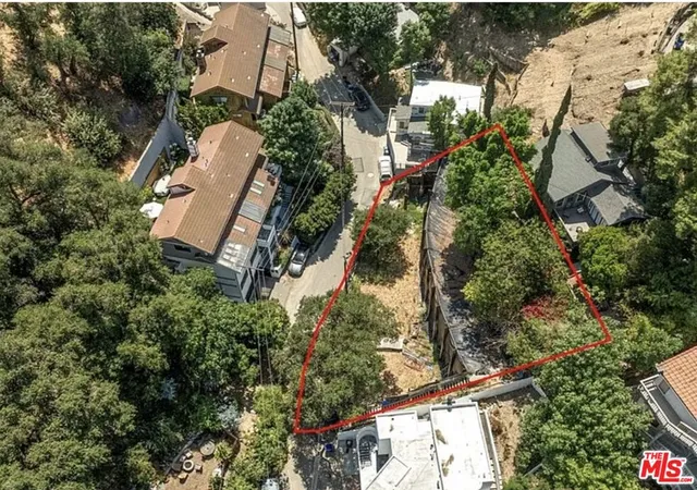 3rd image of 3941 Pacheco Dr, Sherman Oaks, CA 91403 | MLS# 26833673