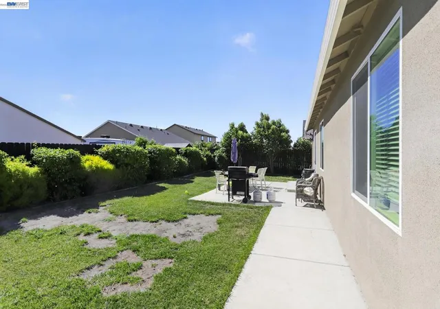 Homes for sale in Rio Vista, CA | 1974 Garden Ln, Rio Vista, CA 94571 | MLS# 41134550