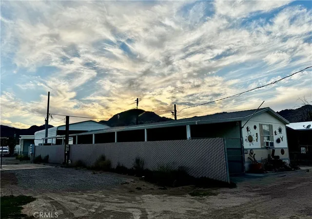 Photo 3 of Manufactured home for sale at 42500 Highway 95 #10, Blythe, CA 92225 | MLS# IG26104523 | Listing updated on 2026-09-08