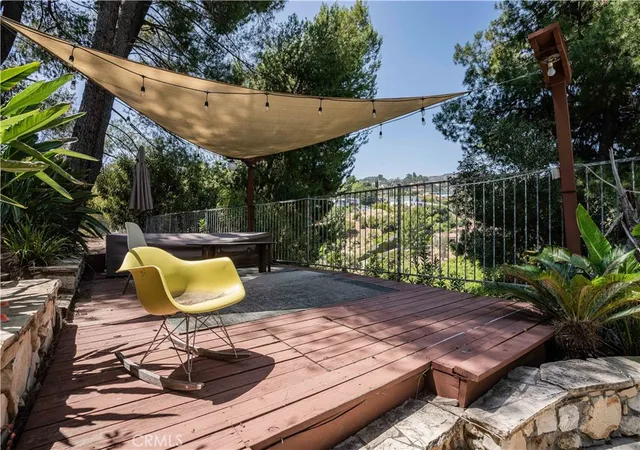 5th image of 3636 Dellvale Pl, Encino, CA 91436 | MLS# IV26104498